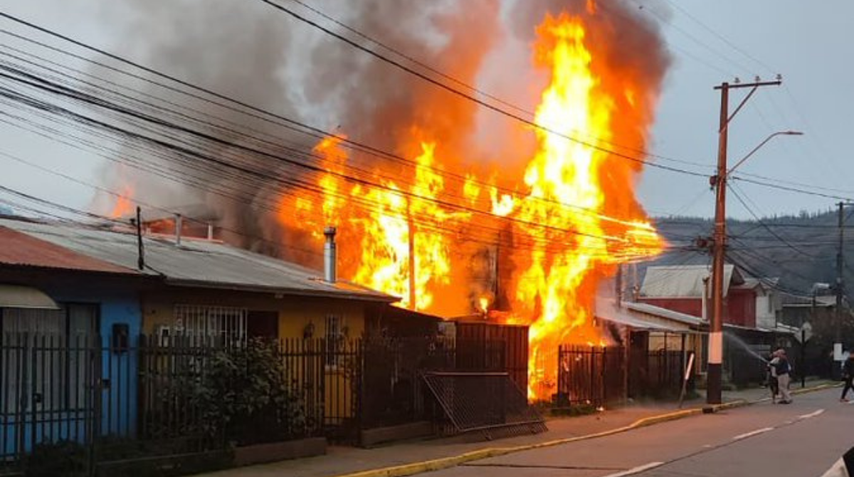 Emergencia estructural afecto a viviendas en la Villa del Sol de Chiguayante
