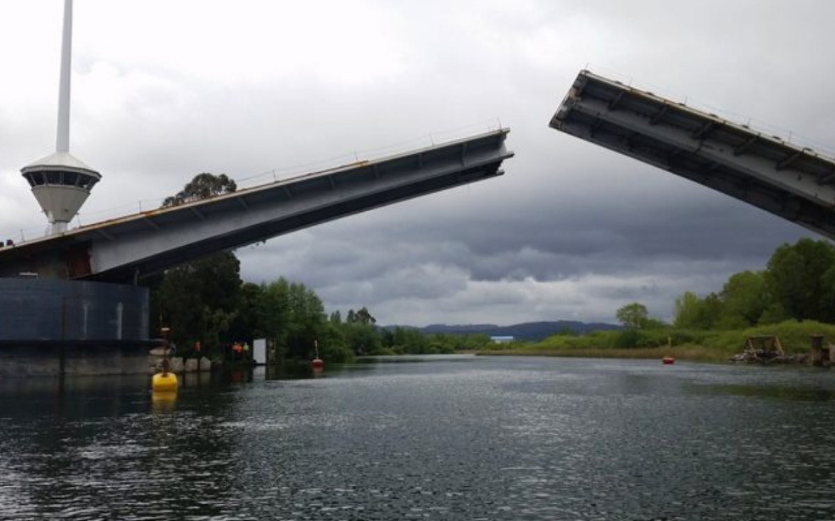 La Crónica de una Falla Anunciada: La Larga Historia del Puente Cau Cau